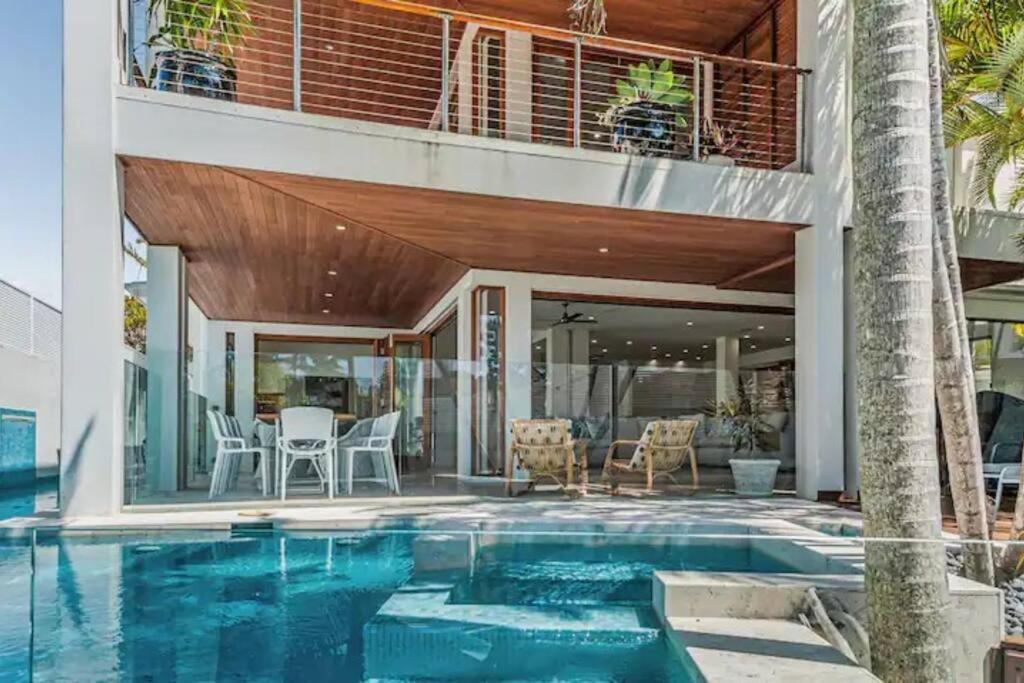 Luxurious, Tropical Haven, Mooloolaba- Moonda5 Villa Exteriör bild